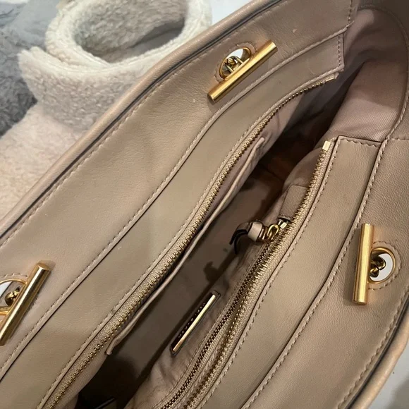 Tory Burch Nude Quilted Tote - Picture 12 of 15